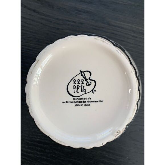 Set of 4 – 222 Fifth Black & White Damask Cereal / Soup Bowls - Picture 2 of 9